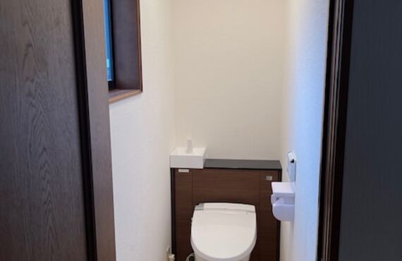 トイレのリフォームなら高浜市の株式会社ダイアサへ。１日で完成します。